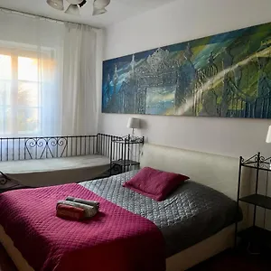 Beautiful And Charming In The Heart Of The Old Town Apartamento